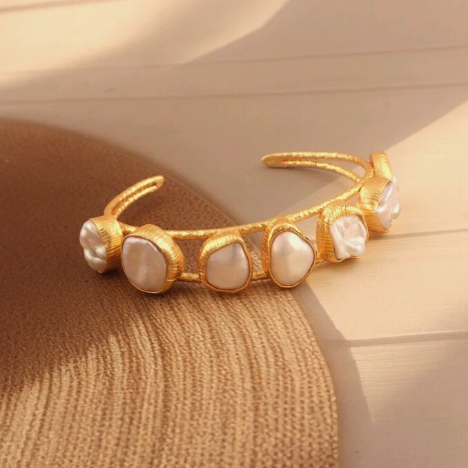 Sea Breeze Pearl Cuff Bracelet | 18KT Gold Plated