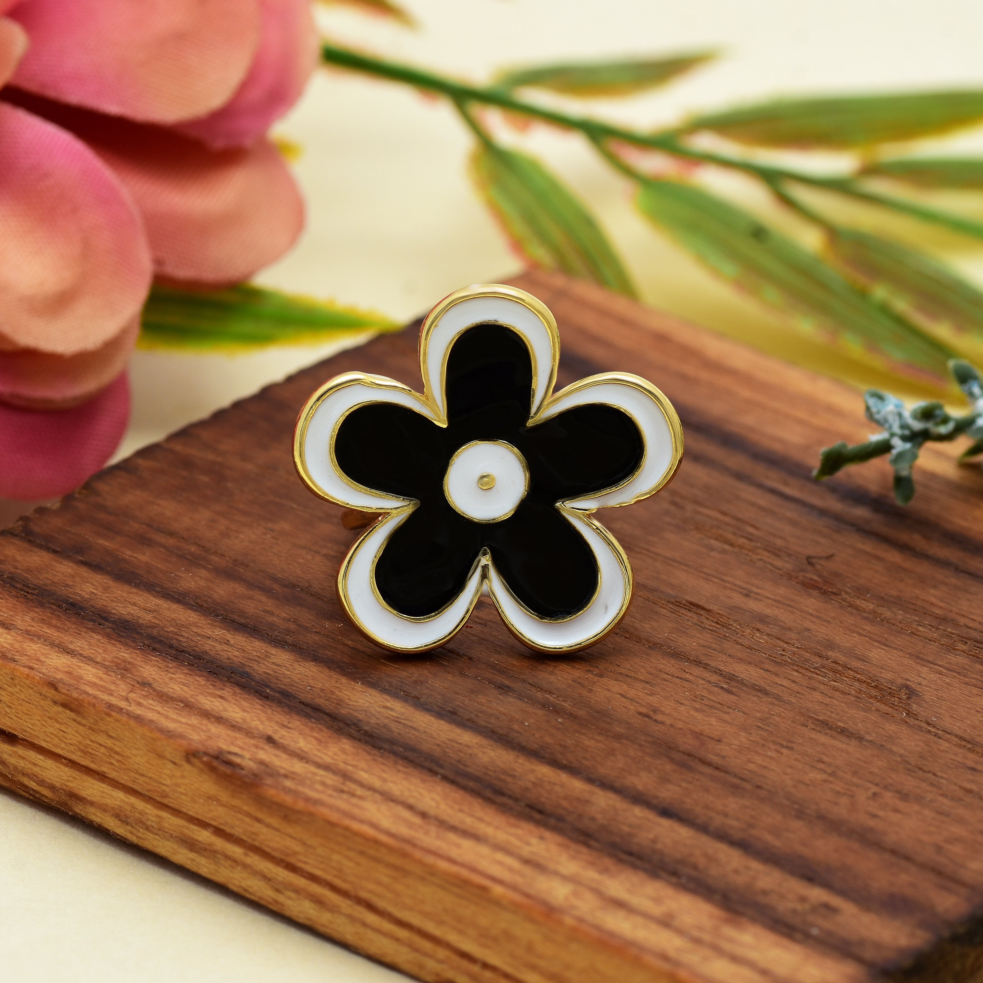 Daisy Flower Enamel Rings | Anti Tarnish