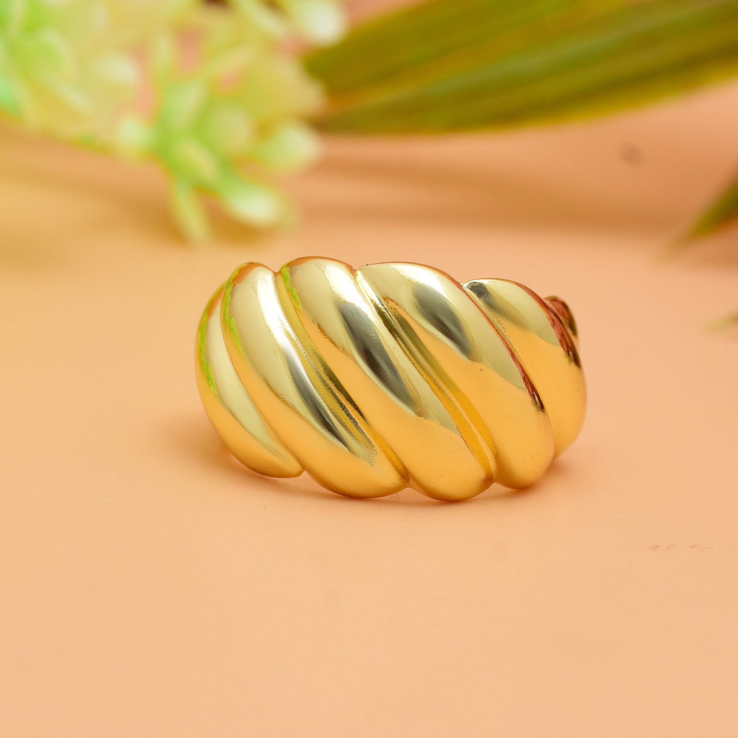 Croissant Ring | Anti Tarnish