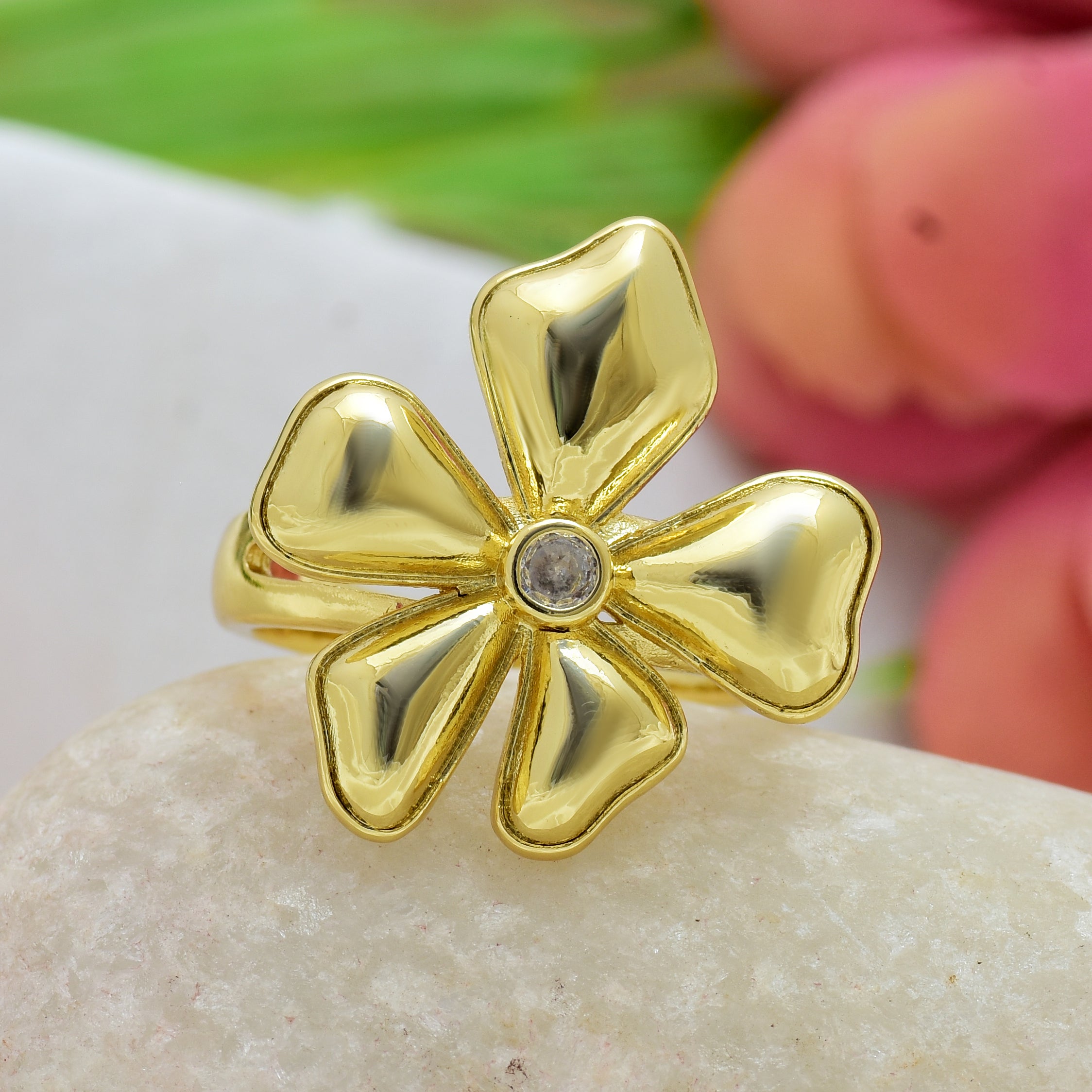 Golden Flower Ring | Anti Tarnish