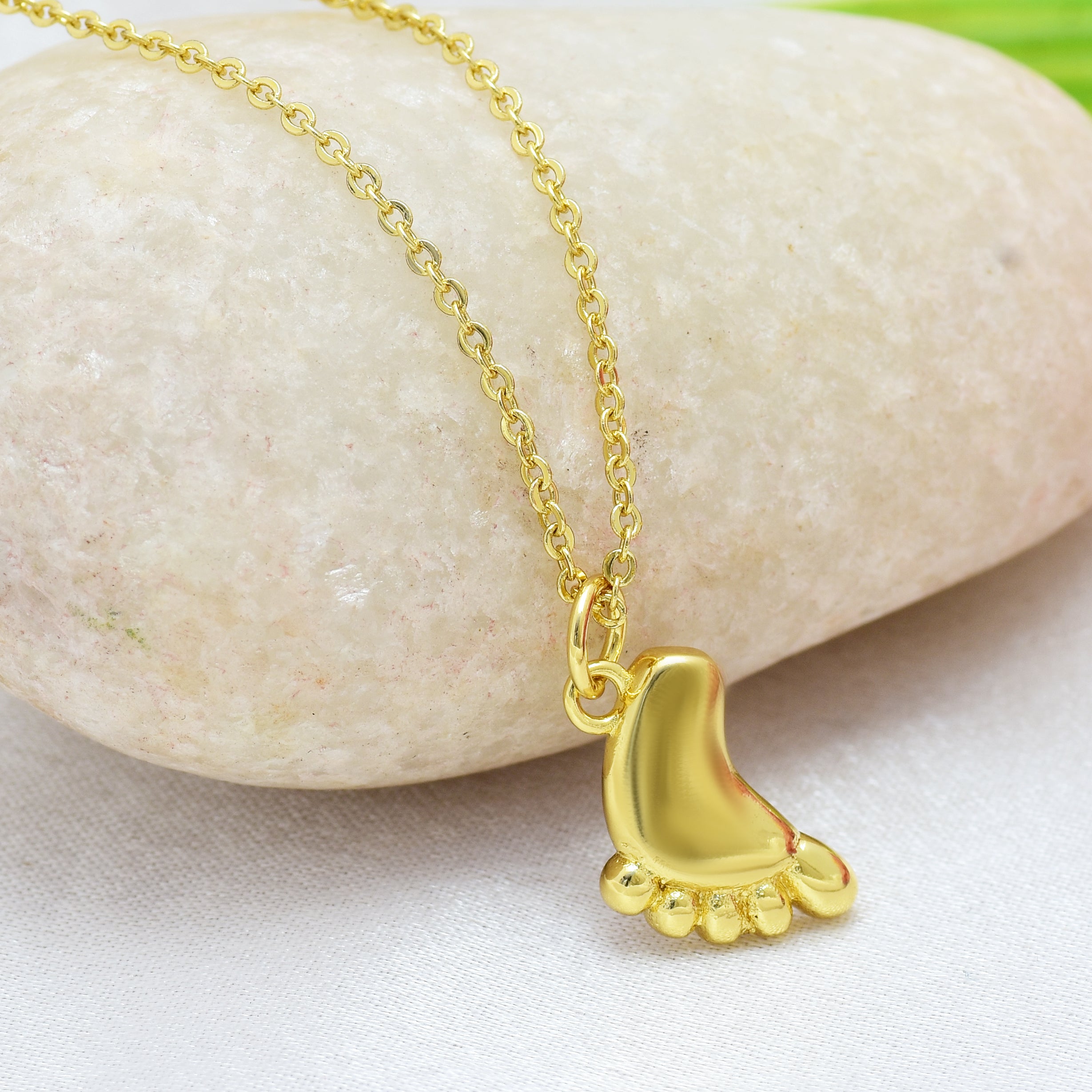Gold Feet Pendant | Anti Tarnish