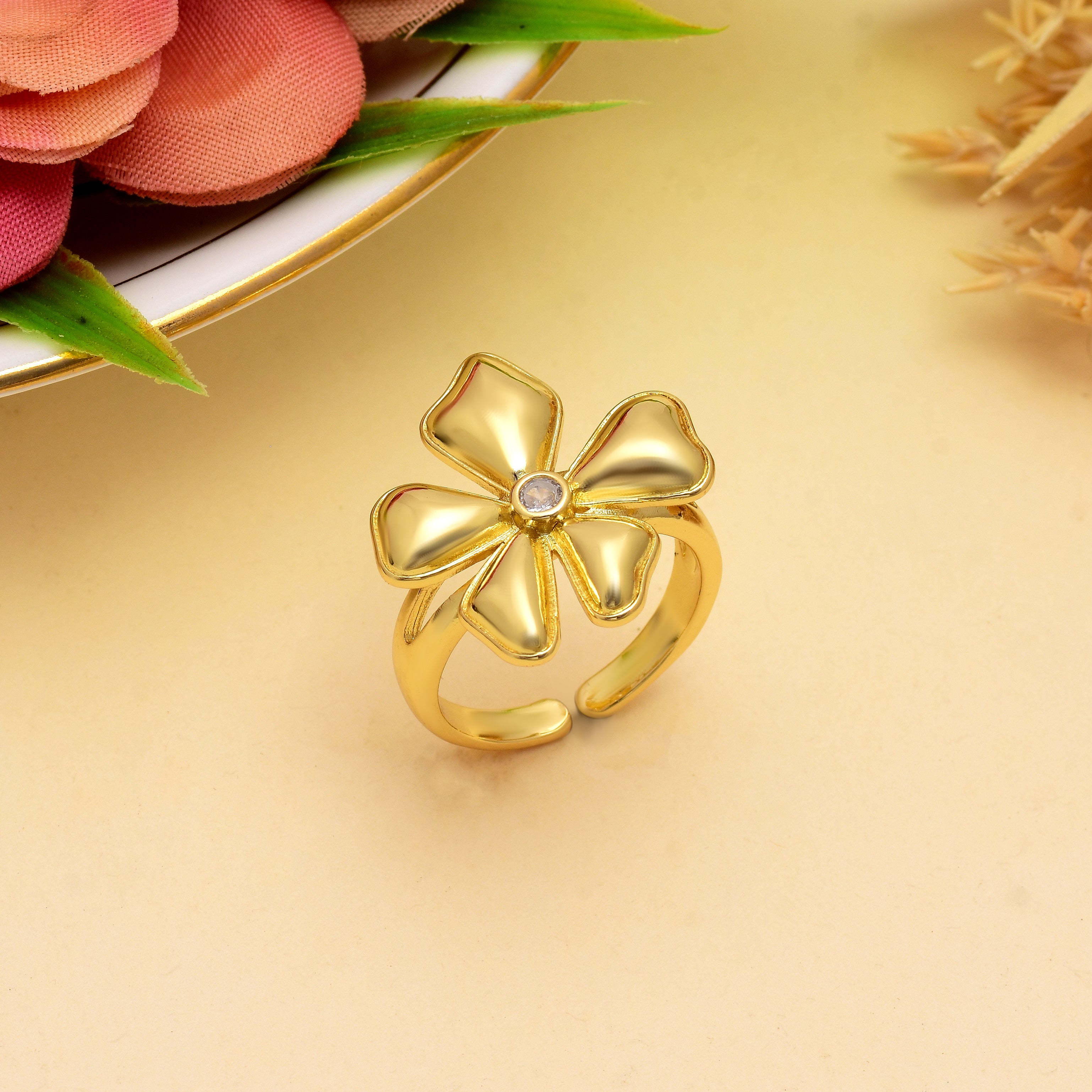 Golden Flower Ring | Anti Tarnish