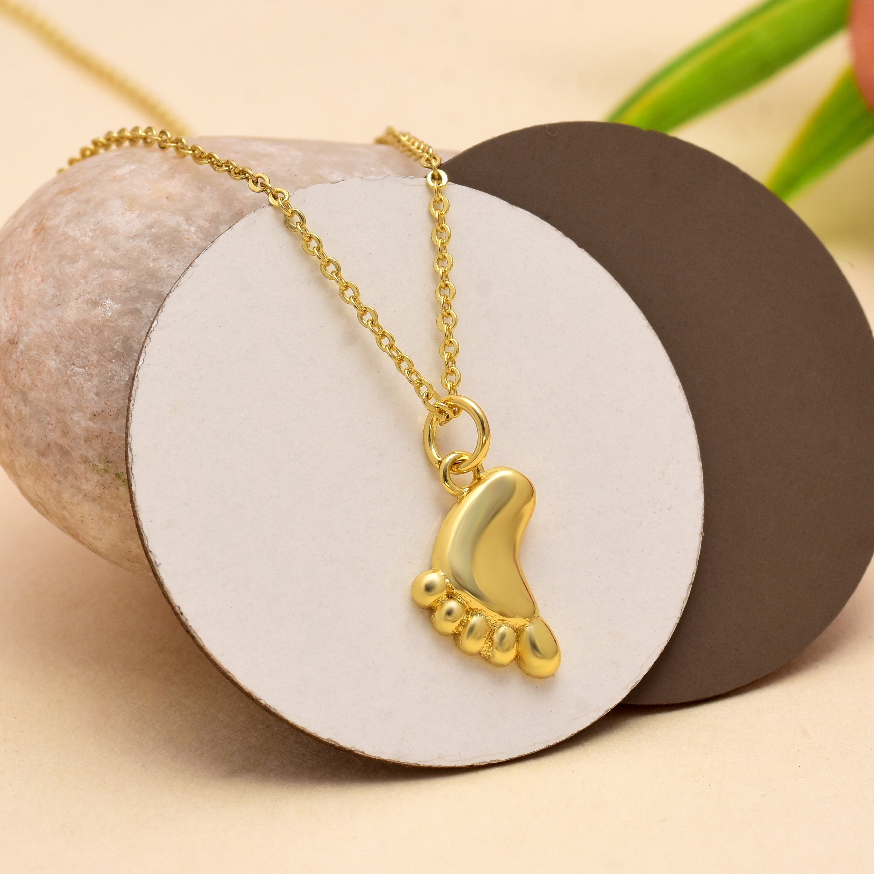 Gold Feet Pendant | Anti Tarnish