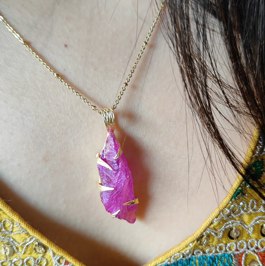 Sparkling Treasure | Natural raw aura quartz statement pendant with chain | 18KT gold plated