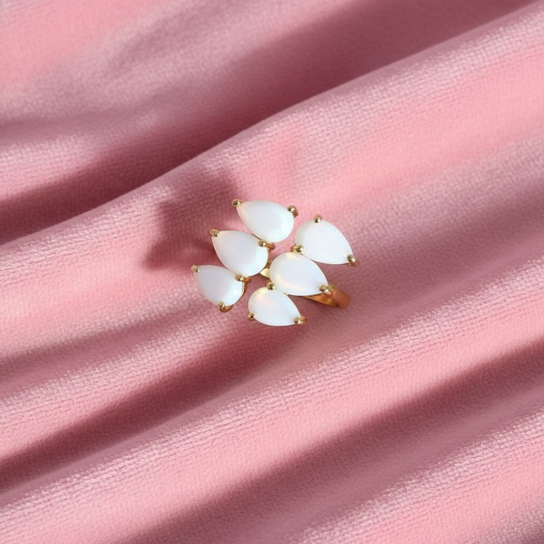 Lumina White Agate | 18 KT gold plated ring