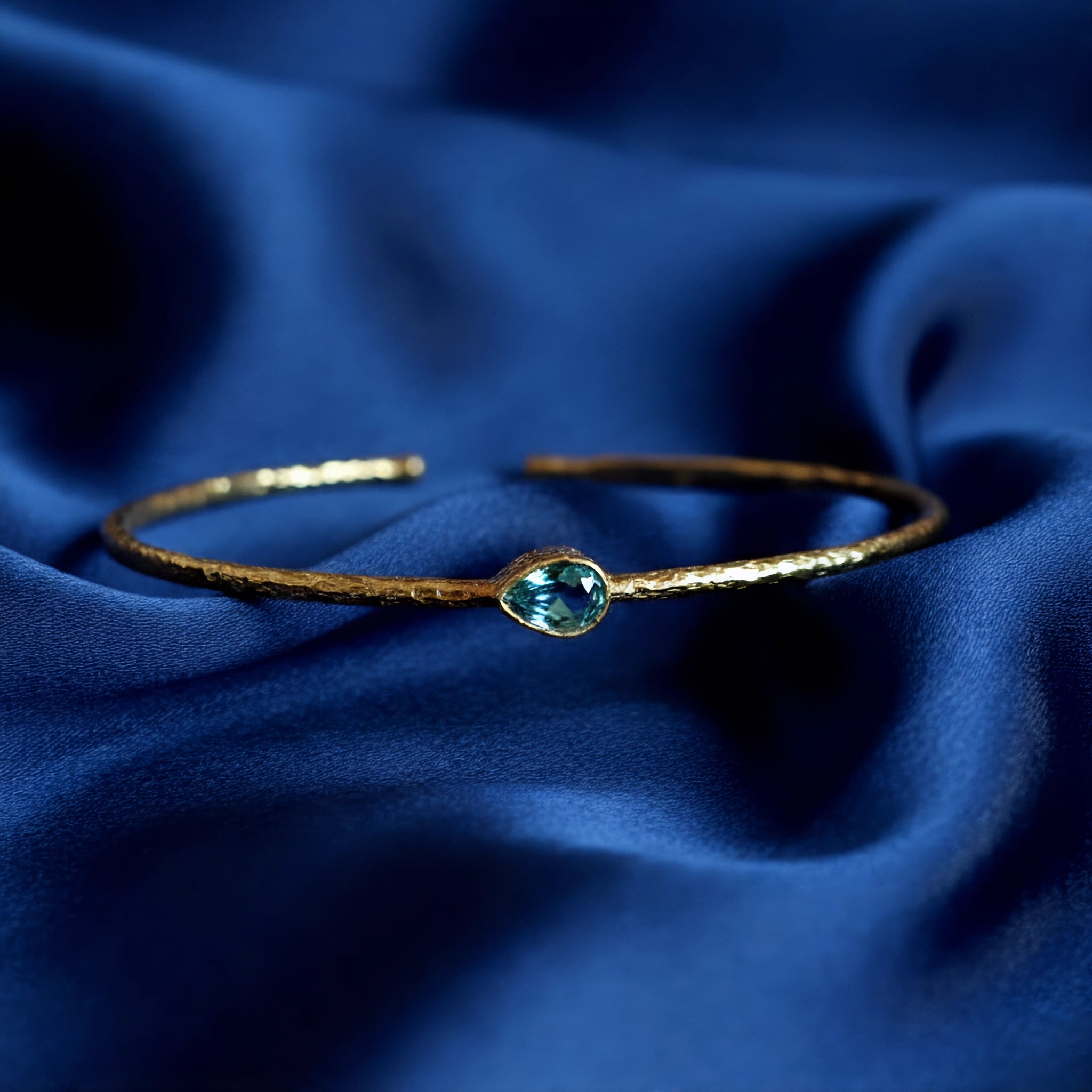 Dainty Quartz Teardrop | 18 KT Gold Plated Cuff Bangle