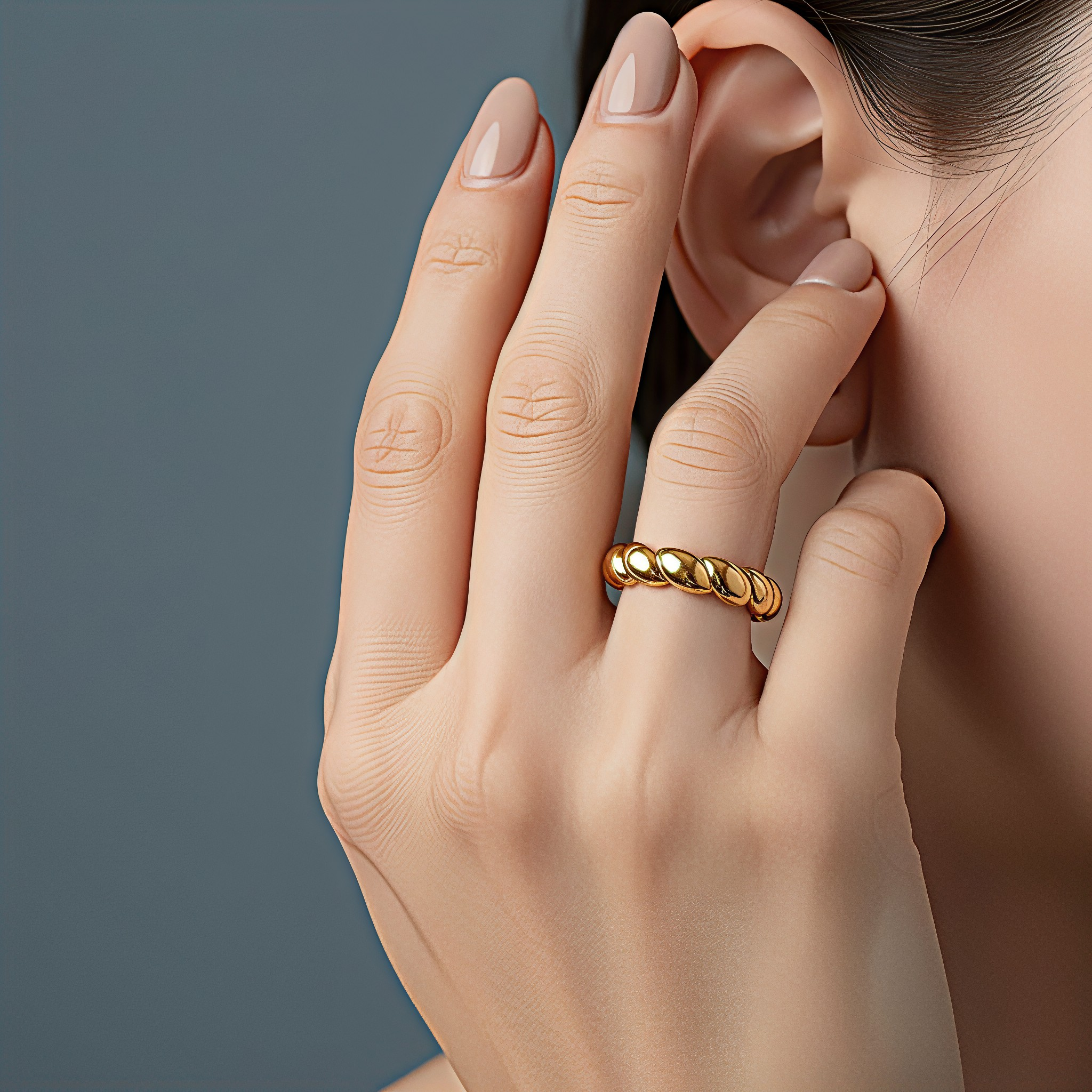 Noble Twist | 18KT Gold plated anti tarnish ring