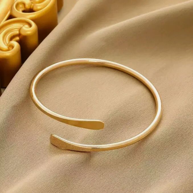 Sunbeam Open Cuff | 18 KT Gold Plated bracelet