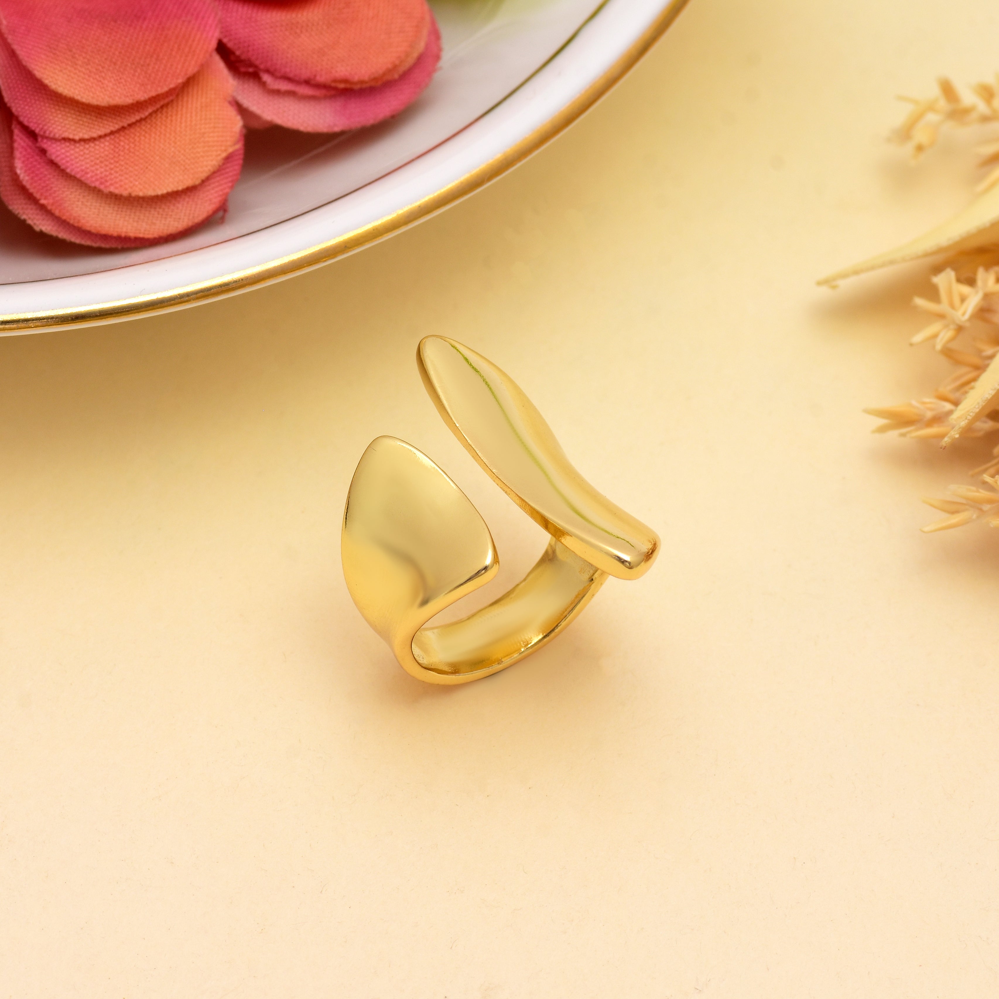 Wrapped Cocktail Ring | Anti Tarnish