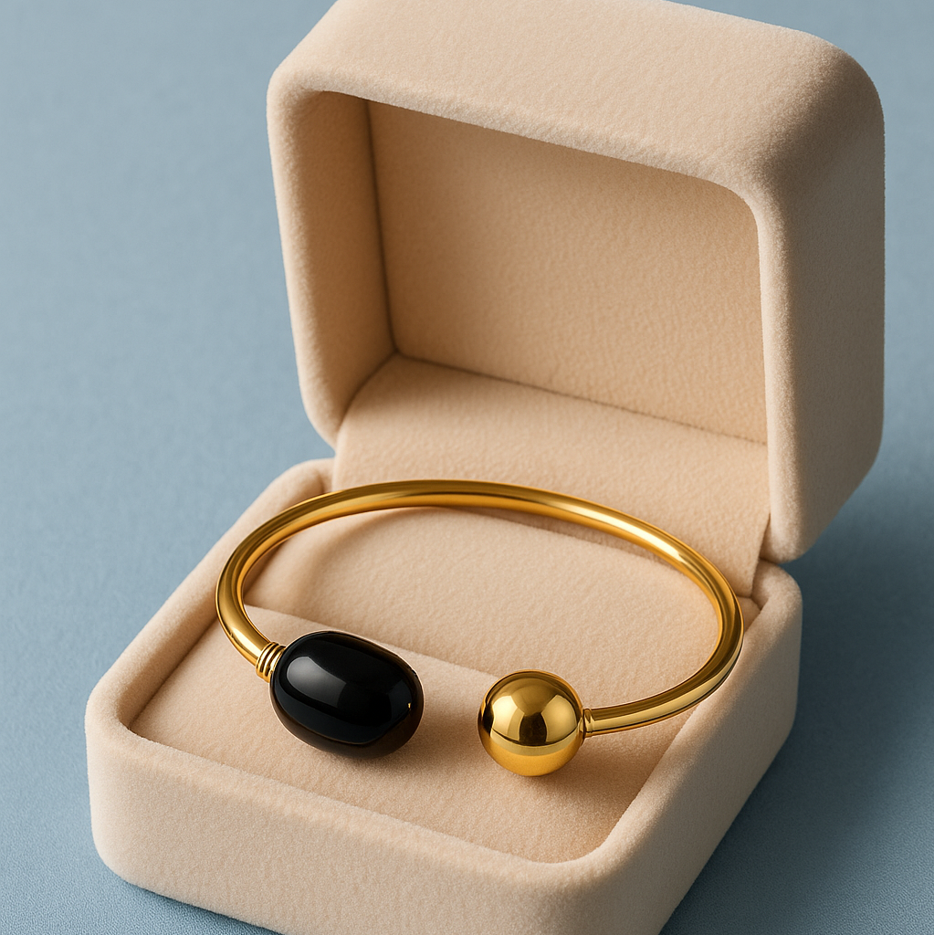 Celeste Cuff | 18 KT Gold plated bracelet