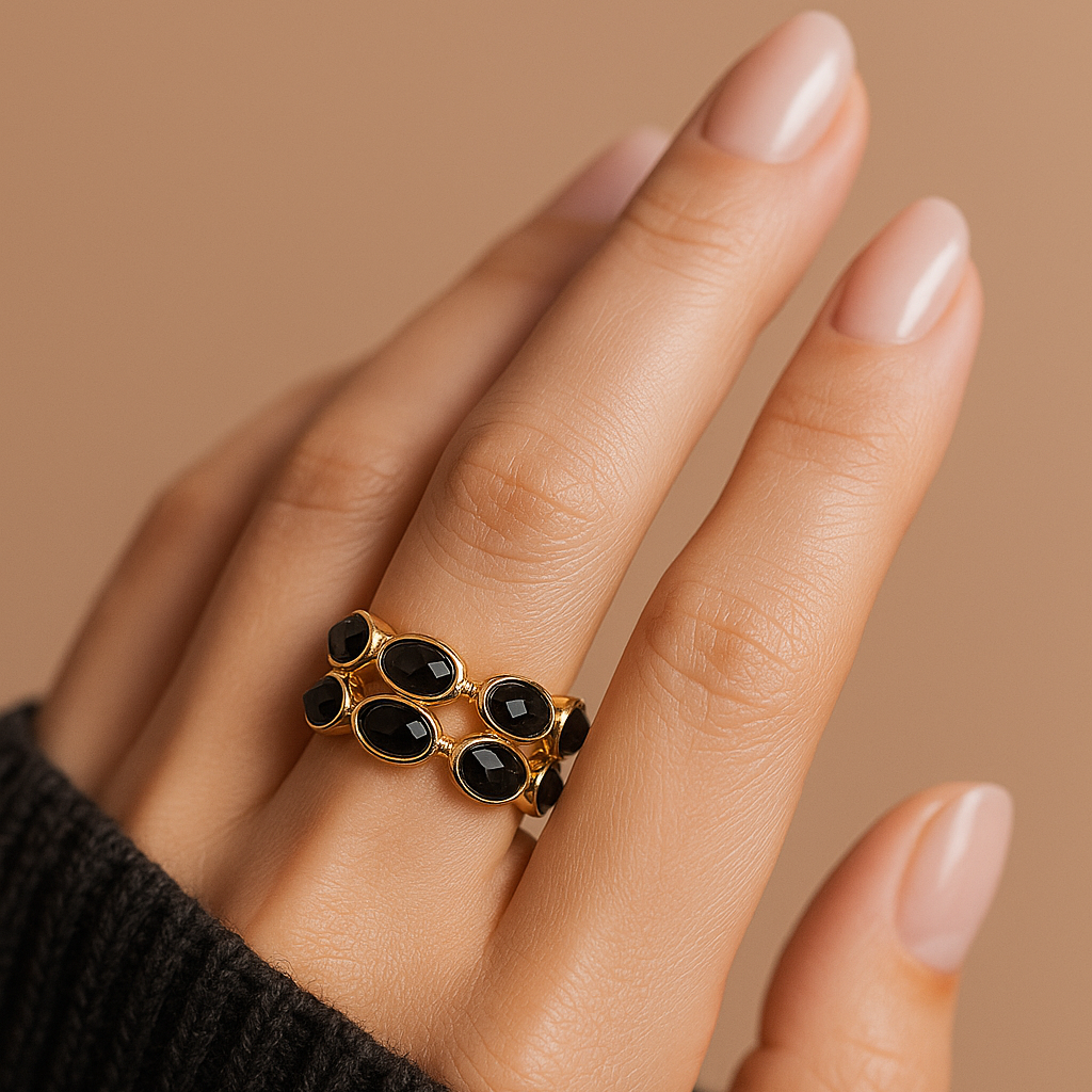 Elegant Onyx Oval | 18KT Gold plated ring